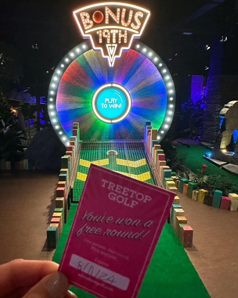19th hole at Treetop Golf where you can win a free game, adding an exciting finish to the round