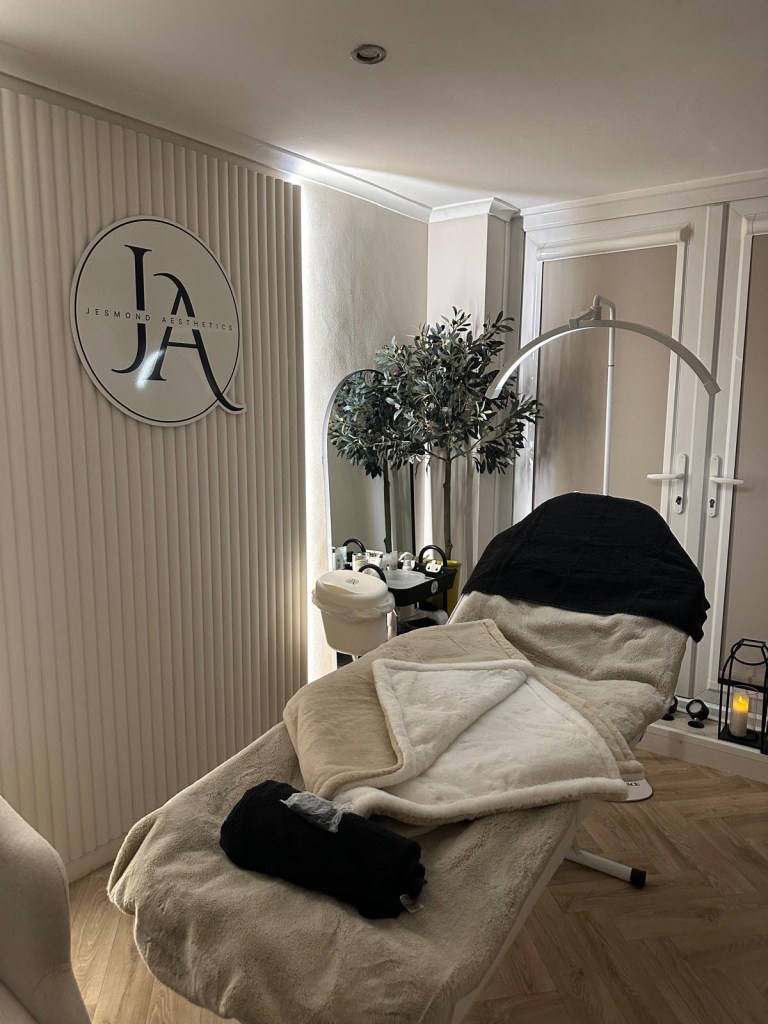 Facial treatment room at Jesmond Aesthetics with comfortable treatment bed