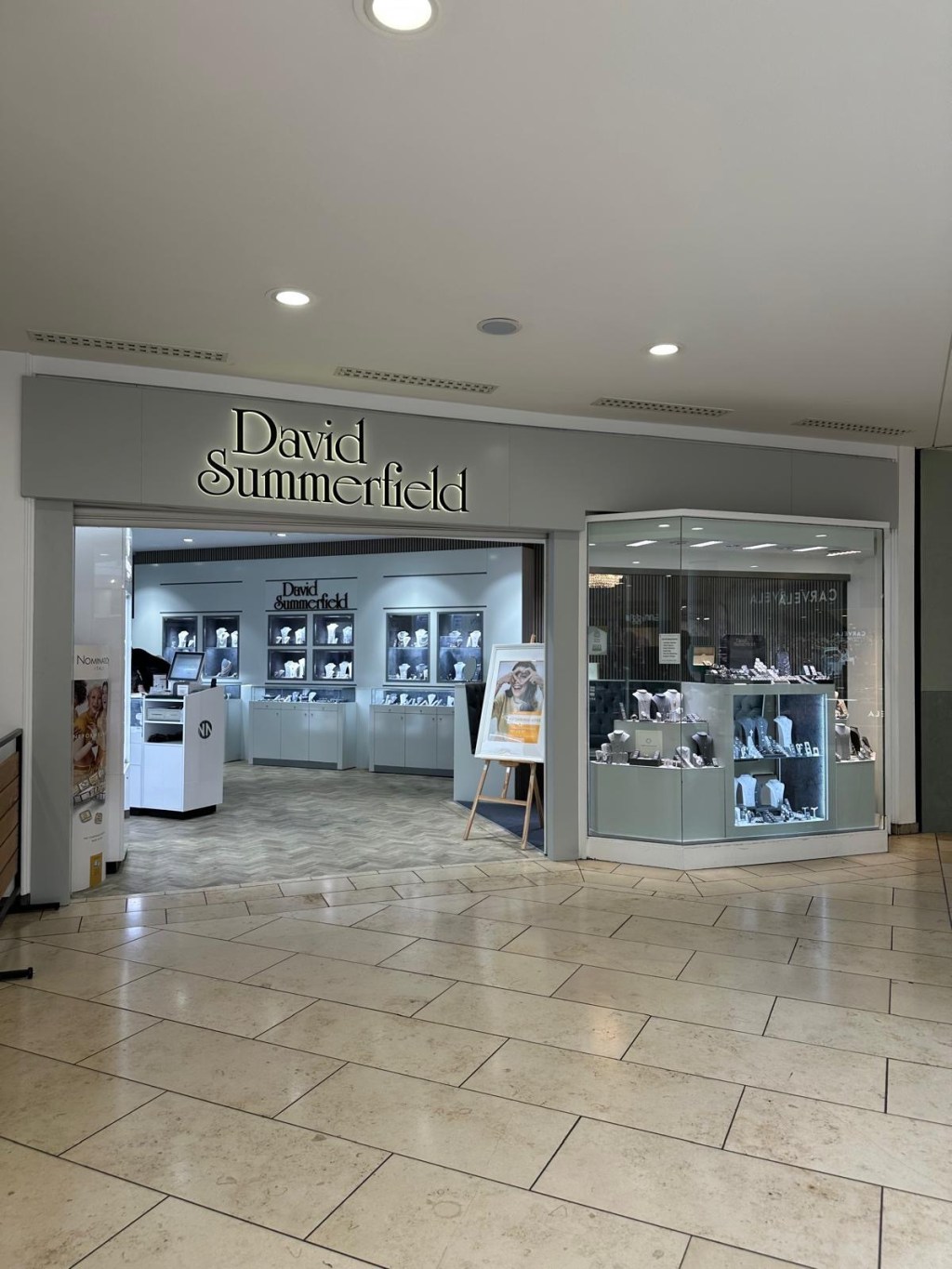Front of David Summerfield jewellery shop in Metrocentre Gateshead